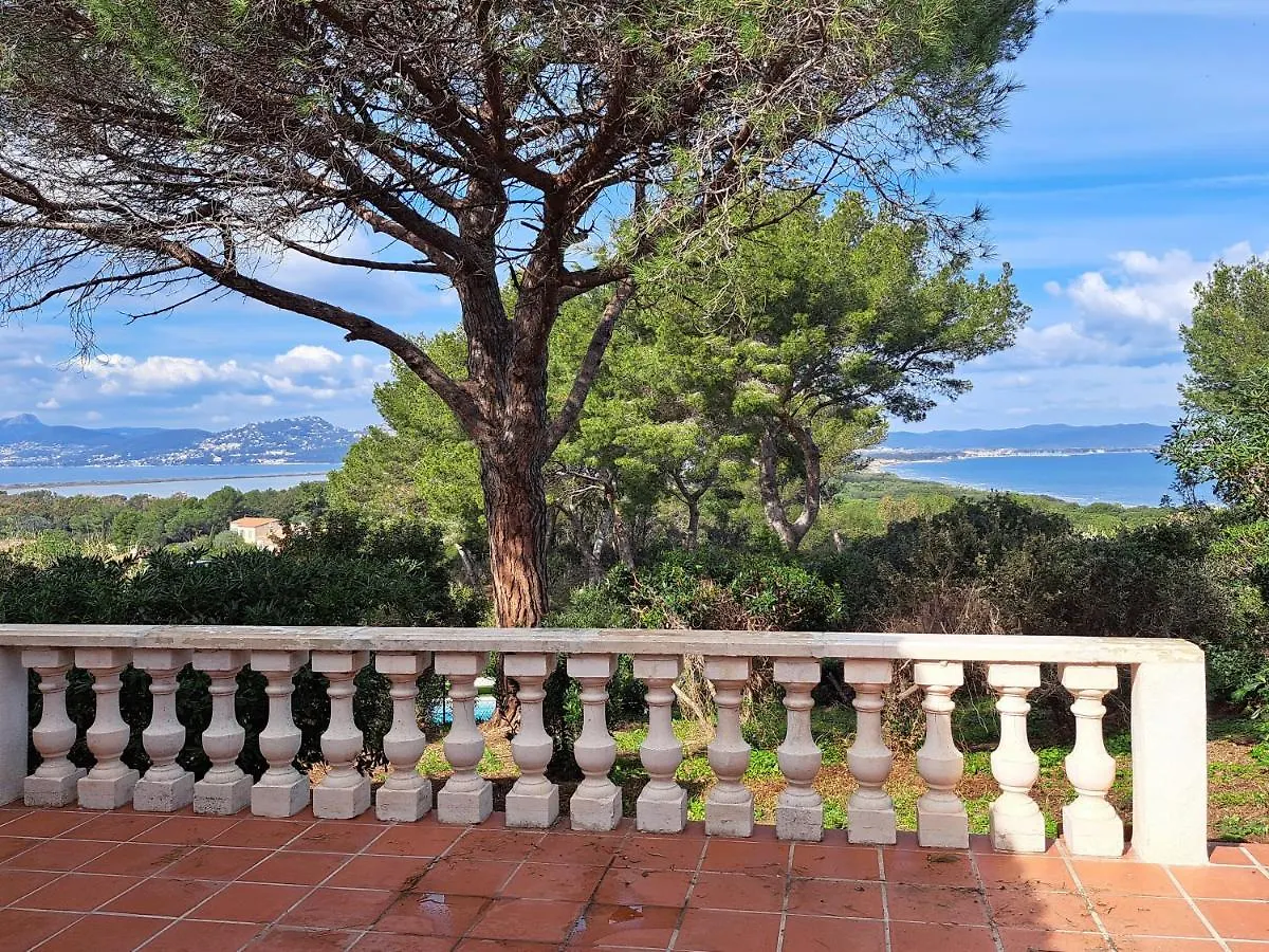 Bastide Presqu Ile De Giens Superbe Vue Mer Piscine Hyères